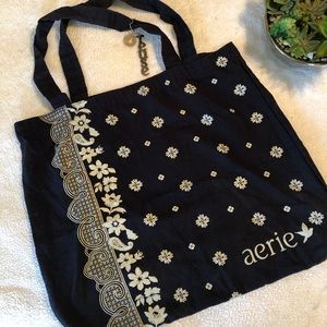 Aerie cotton tote bag